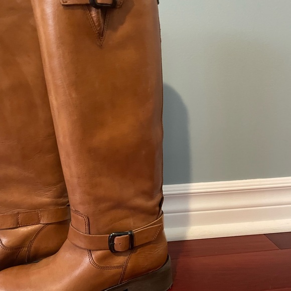 EUC- Gorgeous genuine leather riding boots - Picture 2 of 3